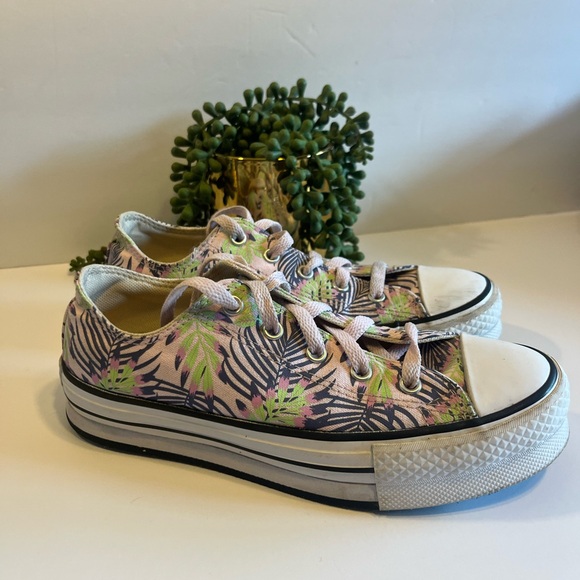 Converse CTAS Eva Lift OX Platform Low Sneakers size Kids 4. - Picture 2 of 9